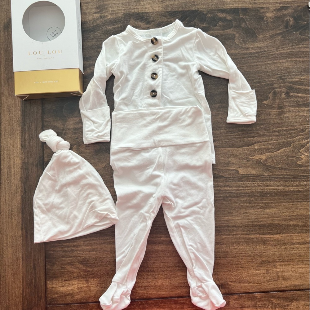 Lou Lou and Co. newborn set